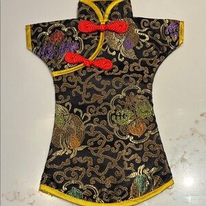 Asian dress for over wine bottles